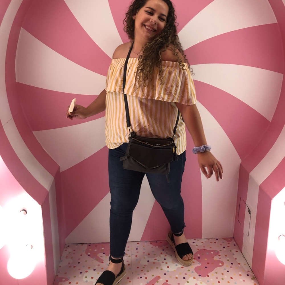 Meet your Posher, Gabrielle